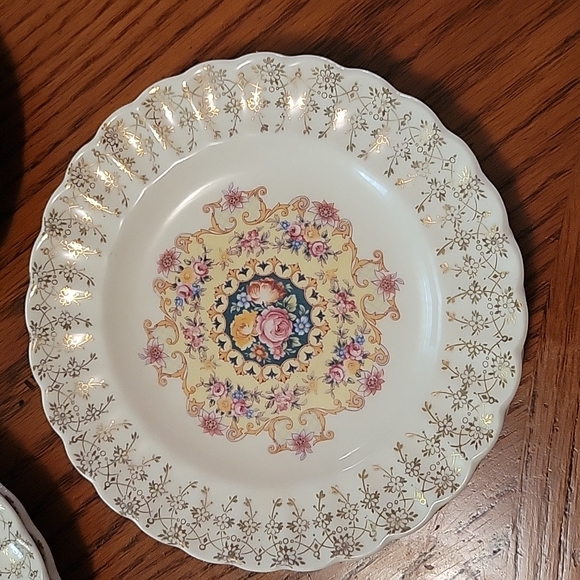 VTG TEA SET AND DESSERT DISH - Picture 14 of 17